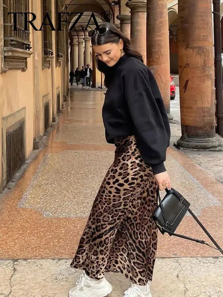 TRAFZA 2025 Women Fashion Leopard Print Skirt Vintage High Waist Midi Skirts Elegant Women Summer Casual Streetwear Skirt